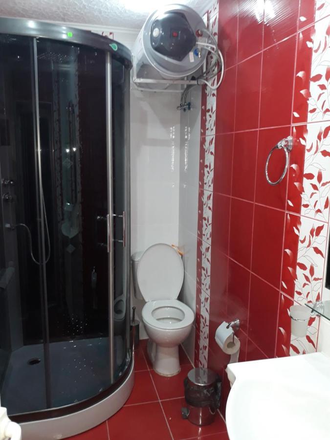 Къща За Гости Динас Zmeitsa Ngoại thất bức ảnh